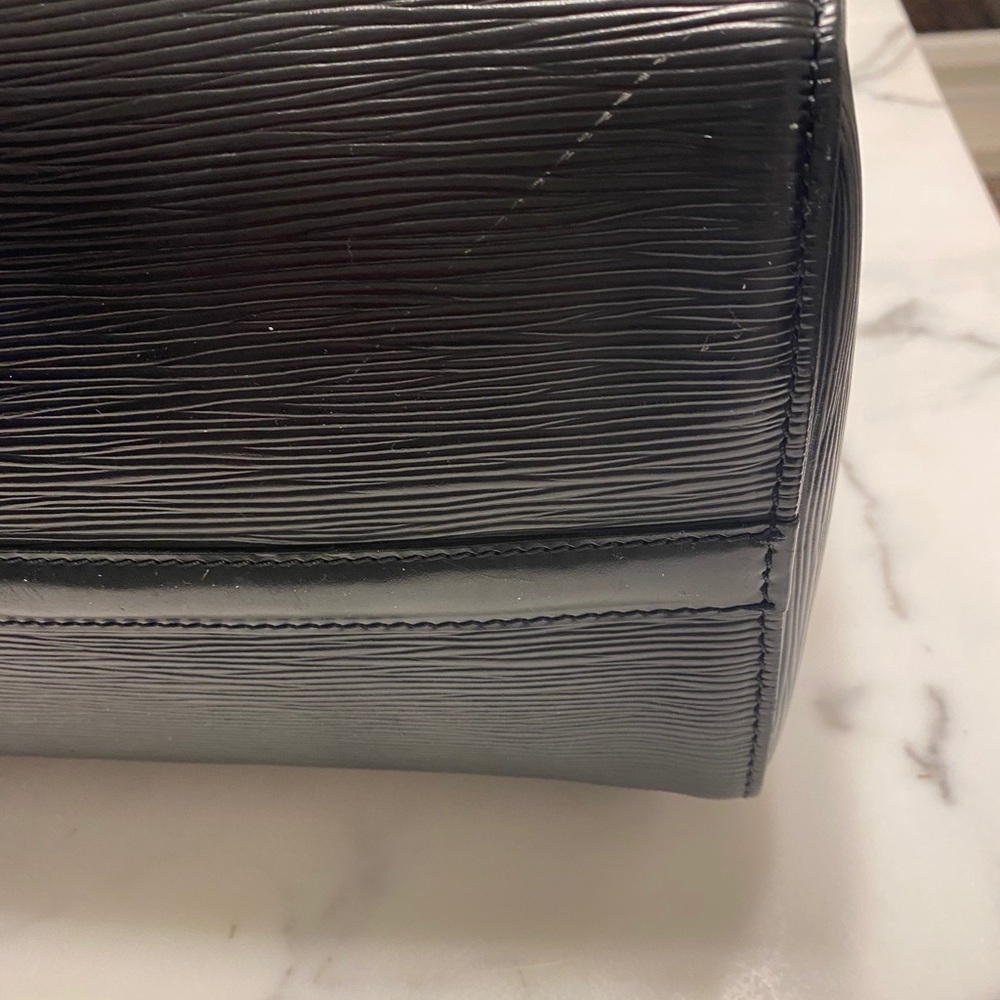 Louis Vuitton Speedy 30 Epi - Picture 8 of 16